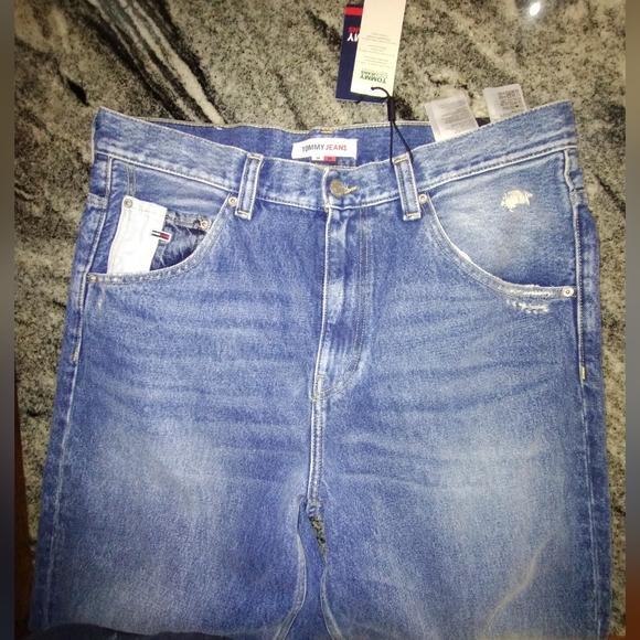 Tommy jeans aiden baggy, size 34 34 loose fit faded, one white pocket - Picture 8 of 10